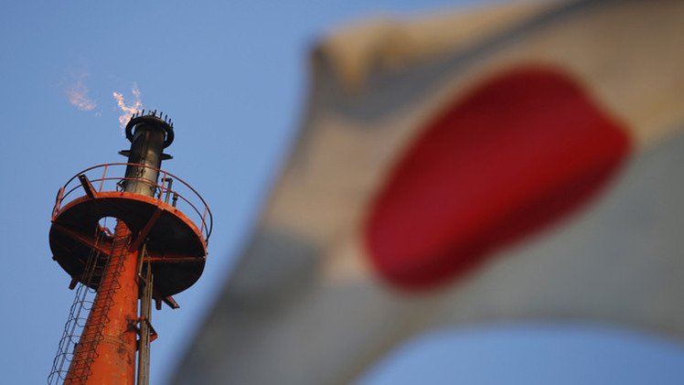 تراجع قياسي لأسعار النفط إثر دخول اليابان في ركود اقتصادي