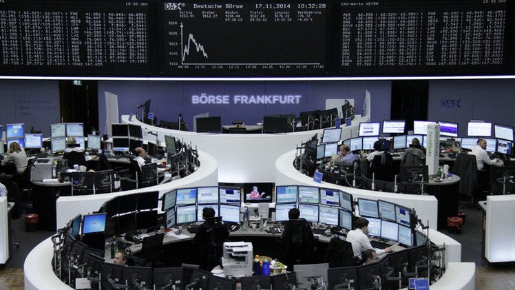 المؤشرات الأوروبية تتباين عقب دخول اليابان في "الركود" 