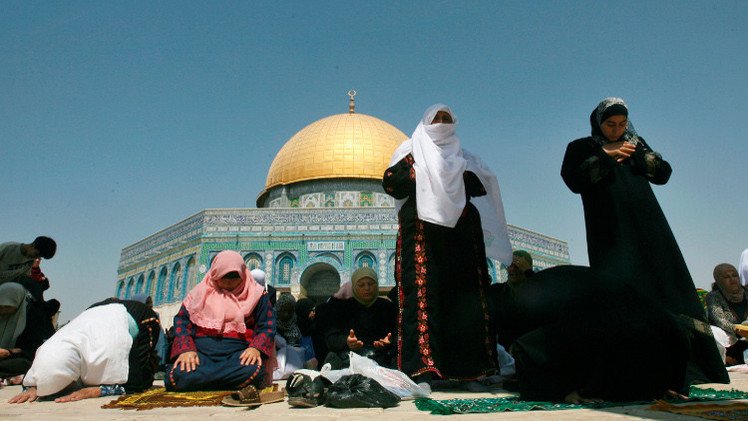 40 ألف فلسطيني أدوا صلاة الجمعة بالأقصى