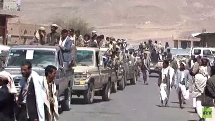 استمرار توافع المسلحين على المدن اليمنية