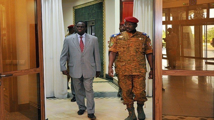 الرئيس الانتقالي في بوركينا فاسو يتسلم مهامه رسميا