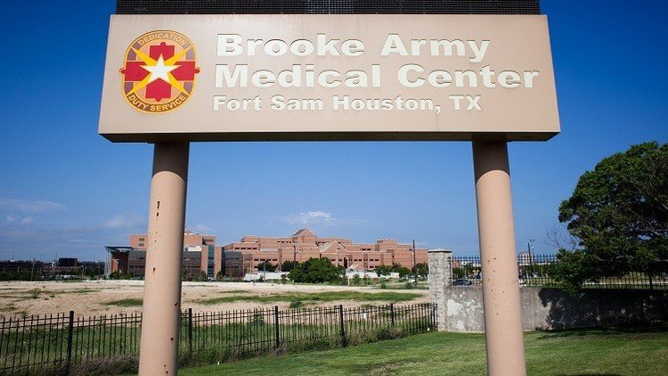 تكساس: مركبة مريبة تتسبب بإغلاق قاعدة عسكرية طبية 