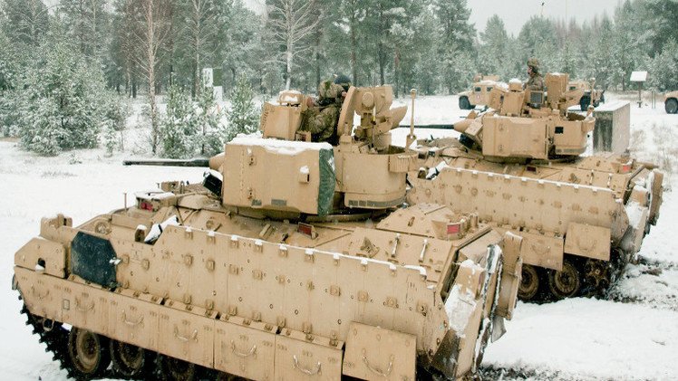 الناتو يعترف بارتباط نشر دباباته في شرق أوروبا بأحداث أوكرانيا