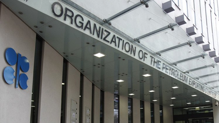 أوبك تجتمع لاتخاذ قرار حاسم بشأن إنتاج النفط