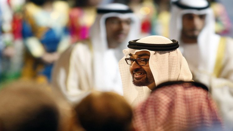ولي عهد أبوظبي يزور الدوحة لترسيخ اتفاق المصالحة مع قطر