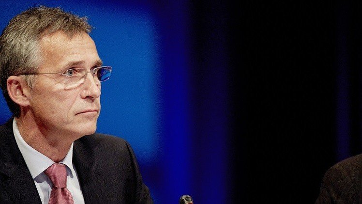 الناتو: على أوكرانيا نفسها الحسم بمسألة الانضمام إلى الحلف