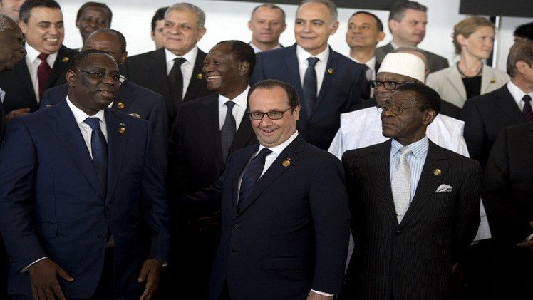 هولند: تونس وبوركينا فاسو قدمتا دروسا في الديمقراطية للعالم