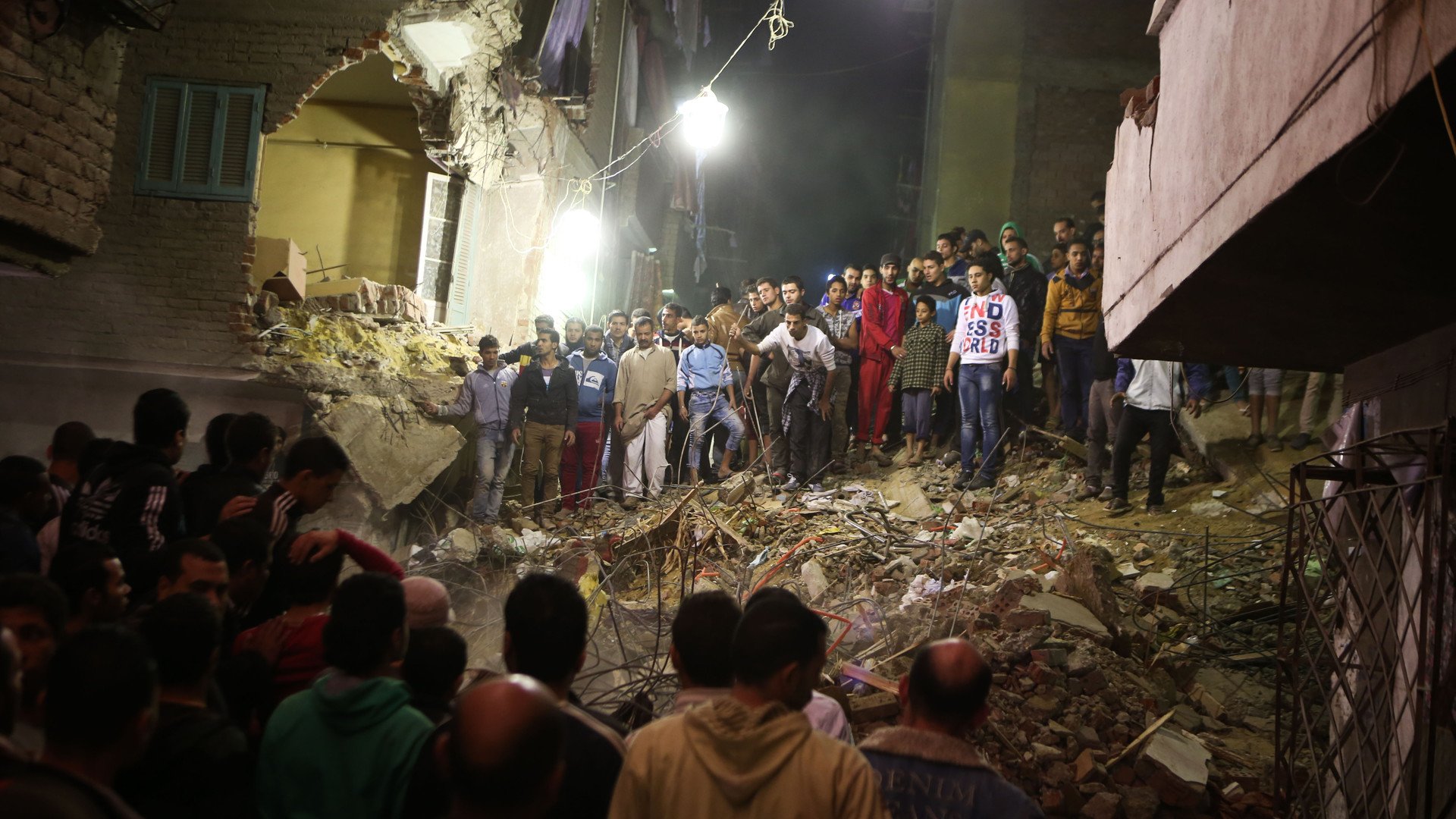 حي المطرية يعيش كارثة أودت بحياة أكثر من 18 من ساكنيه 