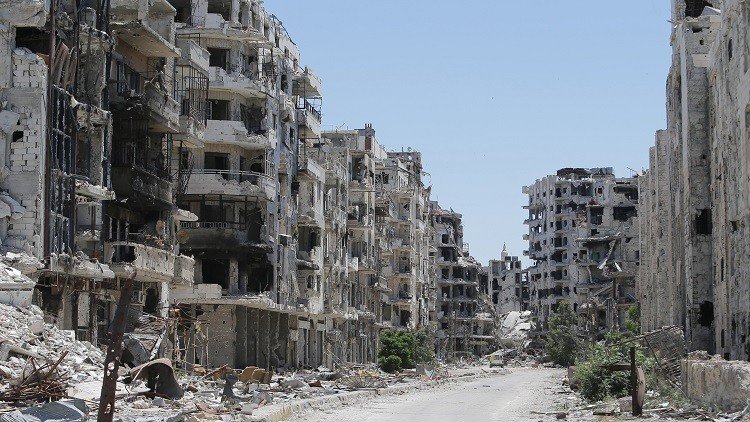 مقتل وإصابة أكثر من 300 شخص في قصف للرقة بسوريا