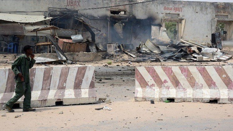 4 قتلى في انفجار استهدف موكبا أمميا قرب مطار مقديشو 