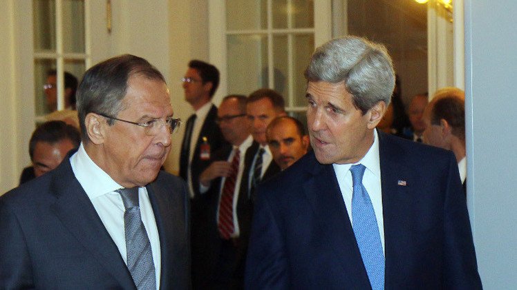 لافروف يلتقي كيري في بازل بسويسرا 