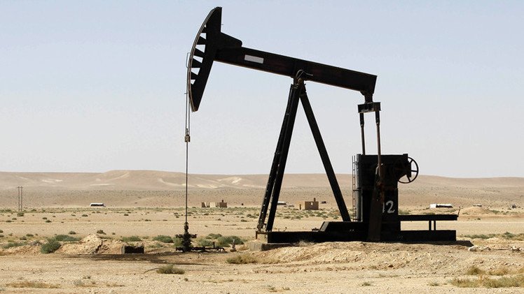 "مزيج برنت" يصعد فوق عتبة الـ 70 دولارا بعد تراجع مخزونات الخام الأمريكية