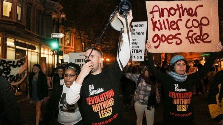 اعتقال عشرات المحتجين في نيويورك على تبرئة شرطي آخر (صور+ فيديو) 