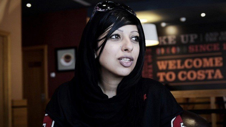 الناشطة زينب الخواجة