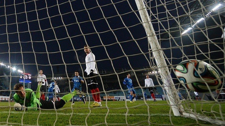 دينامو موسكو يمطر شباك أمكار بخماسية