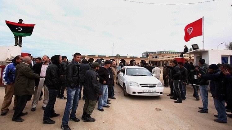 وزير الدفاع التونسي: معبر رأس جدير مع ليبيا لن يغلق أمام حركة المسافرين