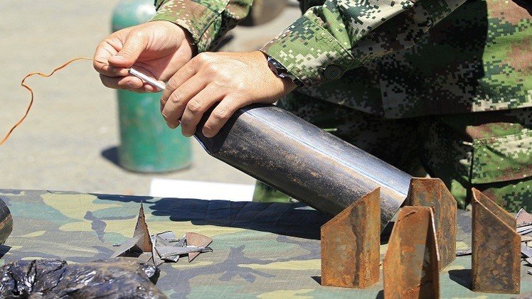 صنعاء.. إبطال مفعول عبوة ناسفة أمام مكتب الرئاسة