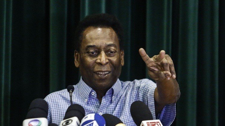 بيليه مازحا بعد تعافيه: "جاهز للعب مع المنتخب البرازيلي"