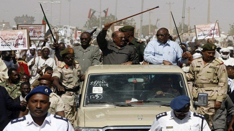 السودان: زيارة البشير لجنوب إفريقيا تجري بصورة طبيعية وسيعود إلى الخرطوم بعدها