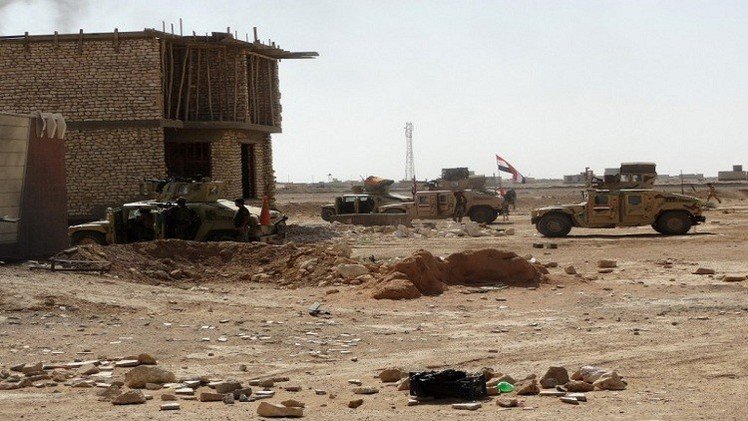 الجيش العراقي يسيطر على ناحية المعتصم ويفقد مروحية 