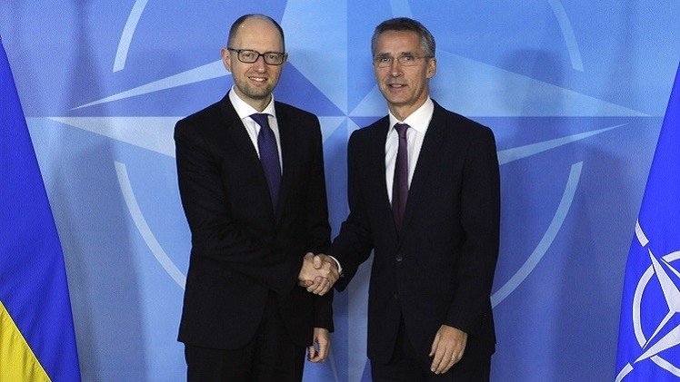 ستولتنبرغ يشيد بتقديم الناتو "مساعدات فعلية" لأوكرانيا