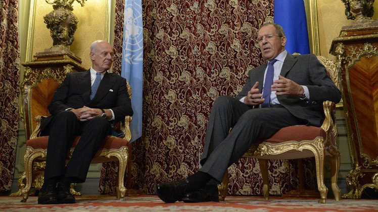 لافروف: روسيا تعمل لاستئناف عملية السلام في سوريا