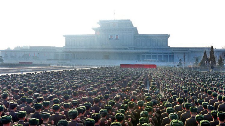 كوريا الشمالية تحيي الذكرى الثالثة لوفاة زعيمها السابق كيم جونغ إيل