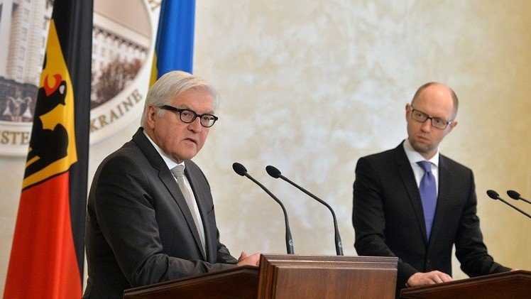 برلين وكييف تشددان على أهمية تنفيذ اتفاق مينسك
