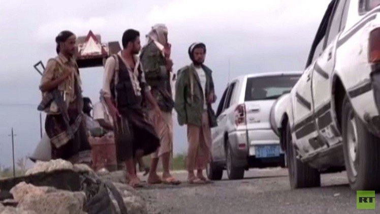 اليمن.. عرض عسكري لرجال القبائل يؤجج التوتر في مأرب 