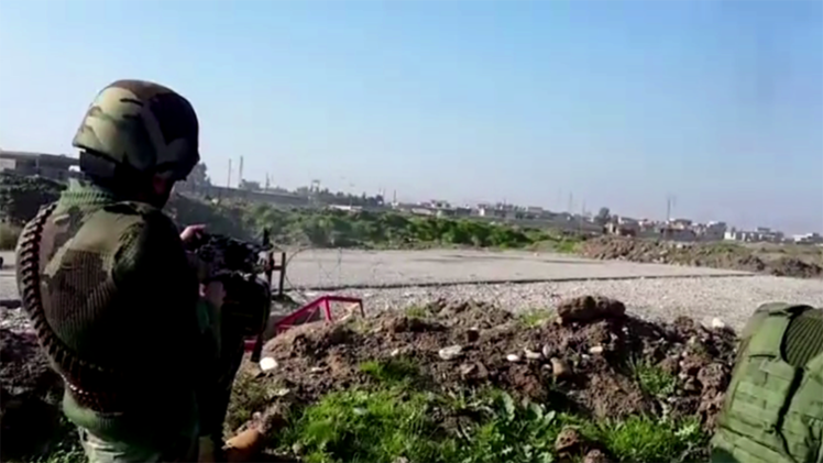 مشاهد حية لمعارك بين البيشمركة ومسلحي "الدولة الإسلامية" في العراق
