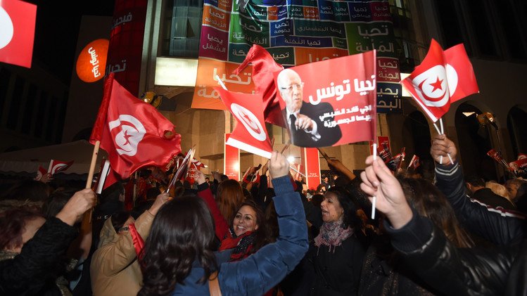 التونسيون ينتخبون رئيسهم في جولة الإعادة