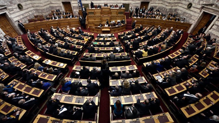 الرئيس اليوناني يفشل للمرة الثانية بنيل ثقة البرلمان 