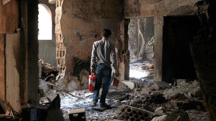 ارتفاع حصيلة الهجوم الانتحاري في إب وسط اليمن إلى نحو 50 قتيلا (فيديو)