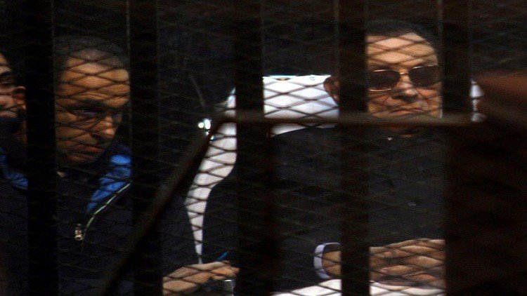 السيسي ينظر في مشروع قانون يجرم الإساءة إلى ثورة 25 يناير