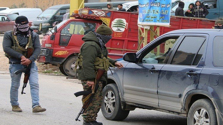  اندلاع اشتباكات بين الجيش اللبناني ومقاتلي جبهة النصرة 
