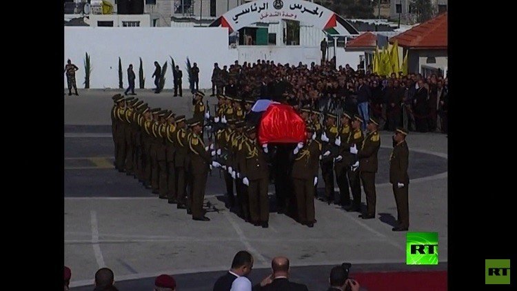 رام الله تشيع زياد أبو عين بجنازة عسكرية مهيبة