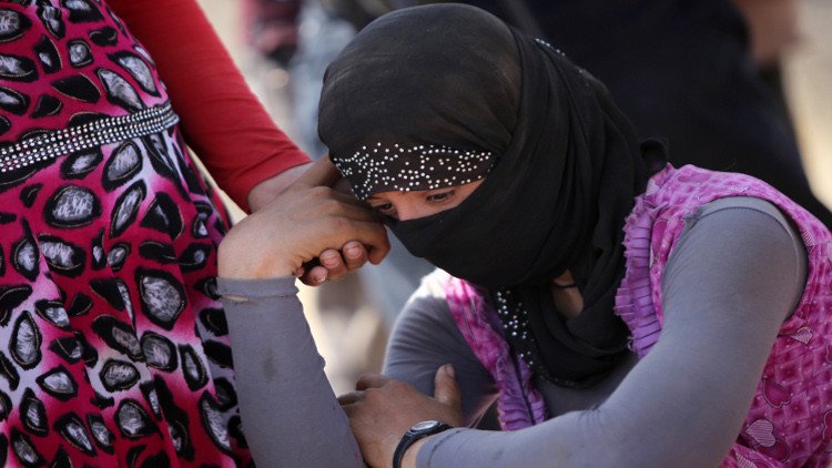 العفو الدولية: الإيزيديات ينتحرن كي لايعبث داعش بأجسادهن