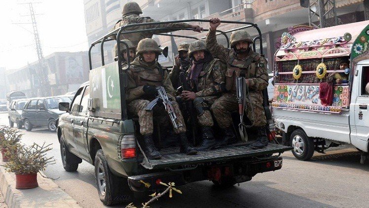 مقتل 31 متمردا في غارات جوية للجيش الباكستاني