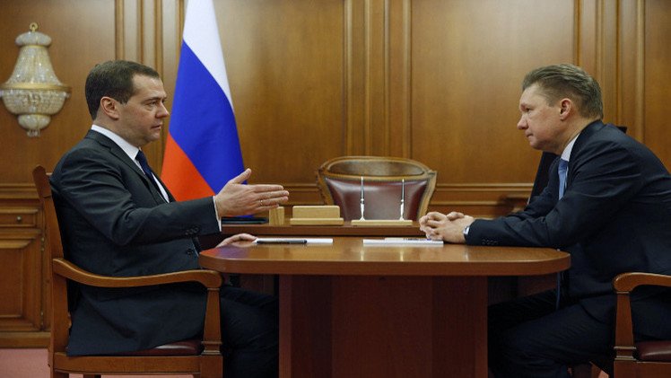 مدفيديف يكلف بمراقبة سحب الغاز الروسي في أوكرانيا