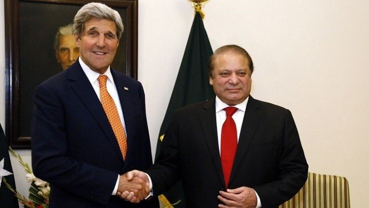 كيري يعلن نية  واشنطن تعزيز التعاون الأمني مع باكستان