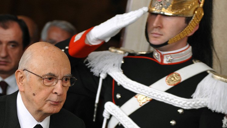 الرئيس الإيطالي جورجيو نابوليتانو يستقيل من منصبه