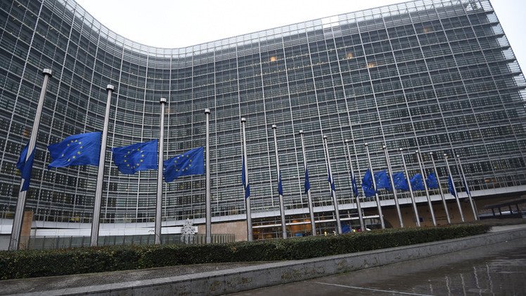 مصدر أوروبي: الاتحاد الأوروبي لن يعيد النظر في العقوبات ضد روسيا في اجتماعه المقبل
