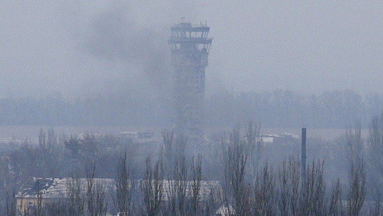 معارك مستمرة في محيط مطار دونيتسك