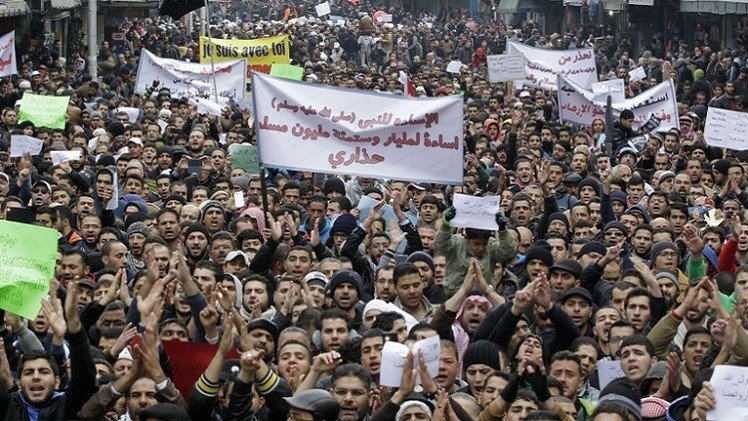 مسيرات ضد "شارل إيبدو" في دول عربية وإسلامية