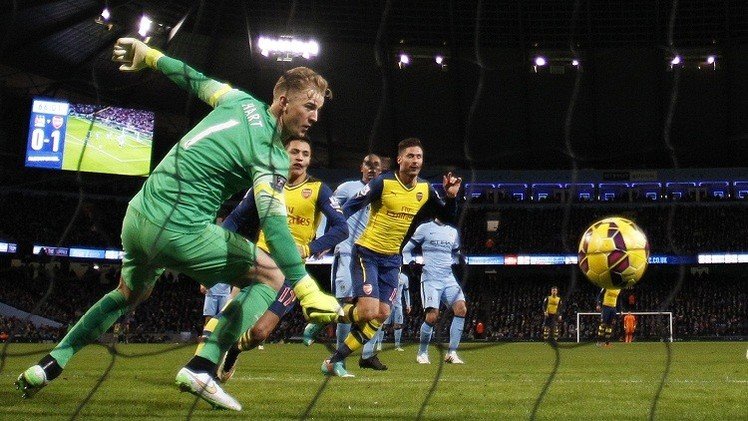 حصون مانشستر سيتي تتهاوى أمام المدفعجية