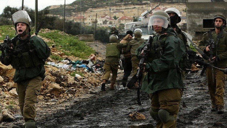 مقتل فلسطيني اختناقا بالغاز خلال مواجهات مع الشرطة الإسرائيلية في النقب