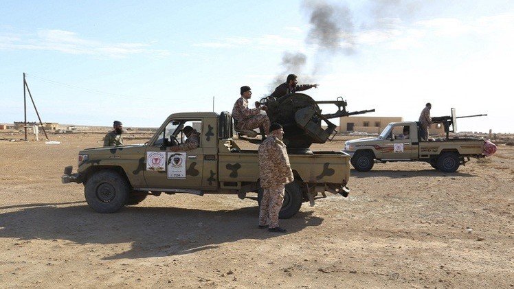 ليبيا.. تجدد القتال قرب ميناء السدرة النفطي