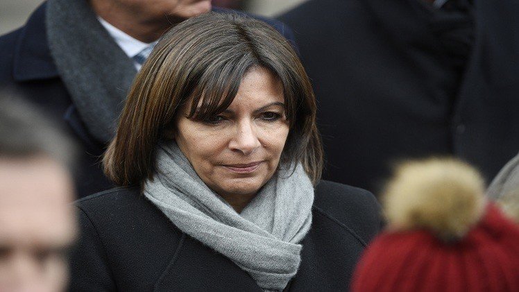 باريس تقاضي "فوكس نيوز" بعد حديث عن مناطق محظورة على غير المسلمين