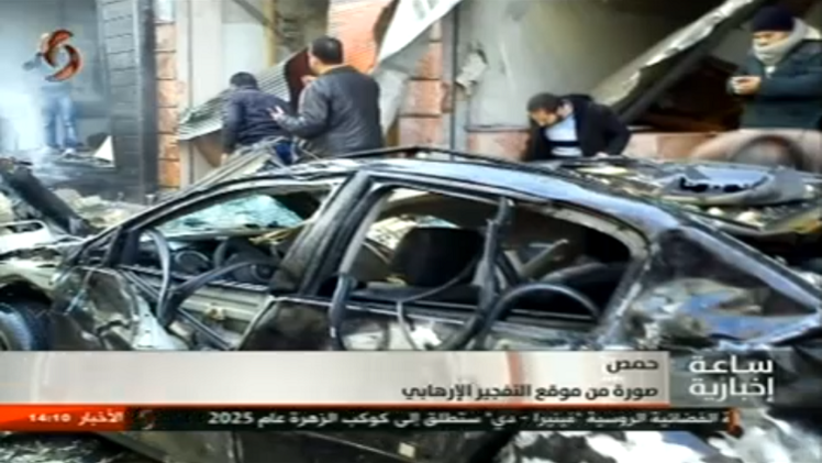 5 قتلى بانفجار سيارة مفخخة في حي عكرمة بحمص (فيديو + صور)