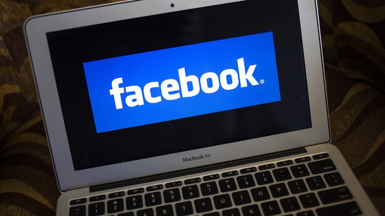 الـ"فيسبوك" يحتل المرتبة الثالثة في قائمة اسباب الطلاق